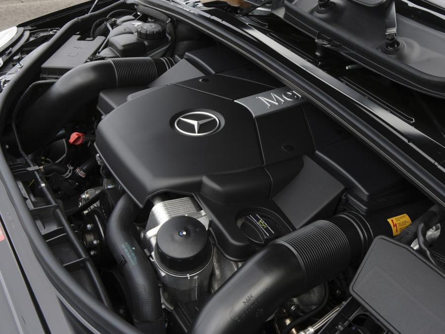  Mercedes-Benz R500 2006 года  (AU) (фото 13 из 30)